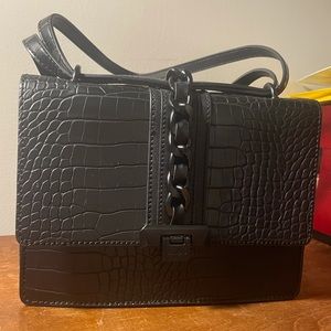 Black Aldo Purse New Never used                      H 6 3/4” L 9 1/2 “ W 2 3/4”